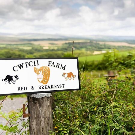 Ystalyfera Cwtch Farm Bed & Breakfast מראה חיצוני תמונה